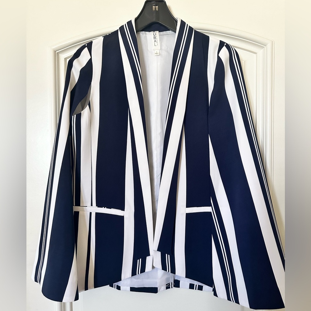 Cape Blazer navy blue and white stripes . Size small . Brand new: MURAL